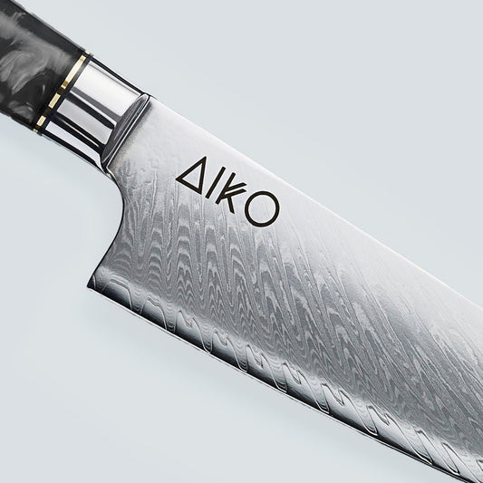 Aiko Black (あいこ, アイコ) Nóż stalowy Damascus z kolorowym uchwytem czarnej żywicy